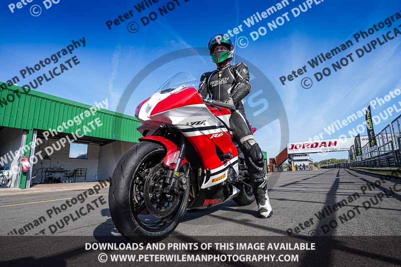 enduro digital images;event digital images;eventdigitalimages;mallory park;mallory park photographs;mallory park trackday;mallory park trackday photographs;no limits trackdays;peter wileman photography;racing digital images;trackday digital images;trackday photos